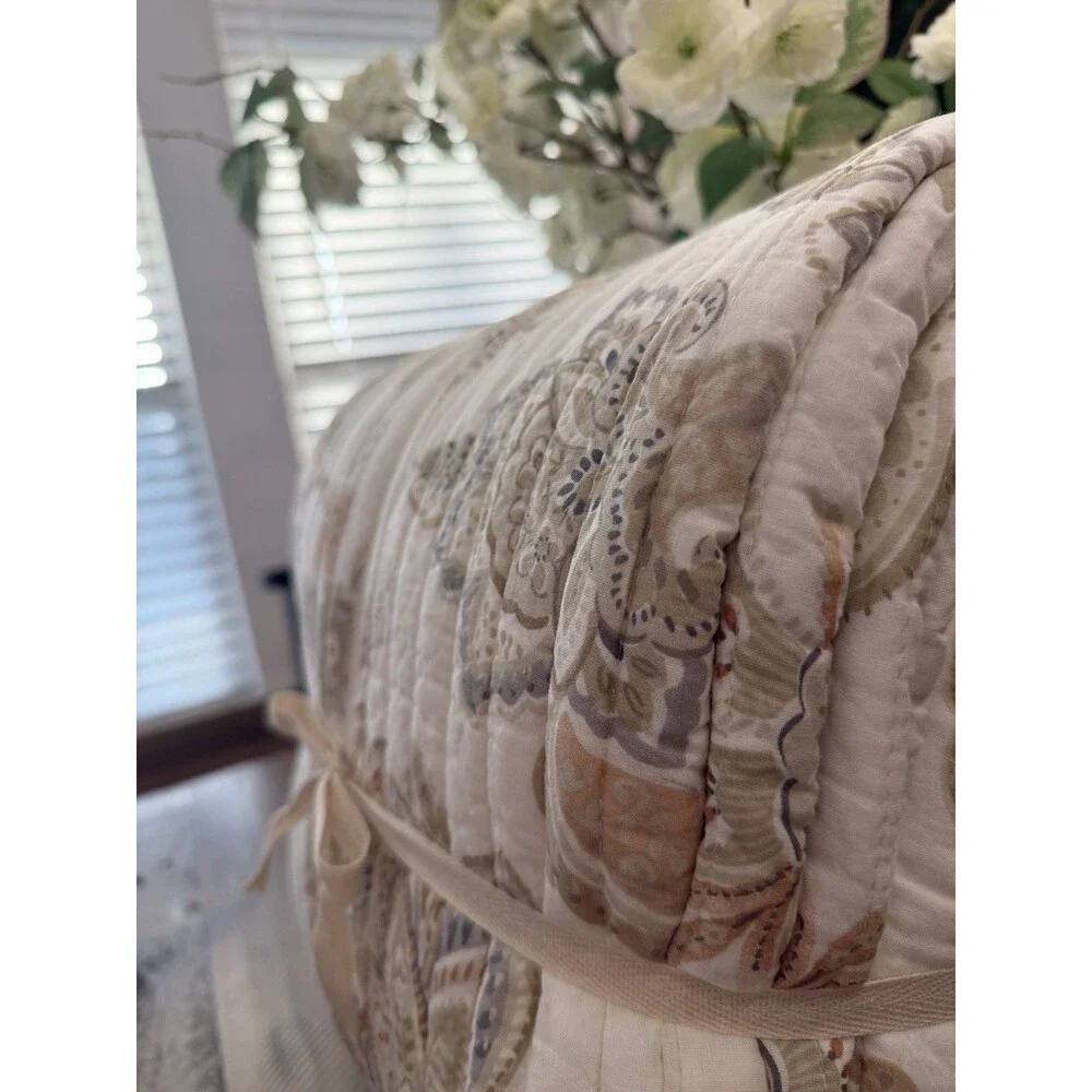 Levtex Home Selesta Reversible Quilt Set Full Queen Floral  New $269.99 Retail